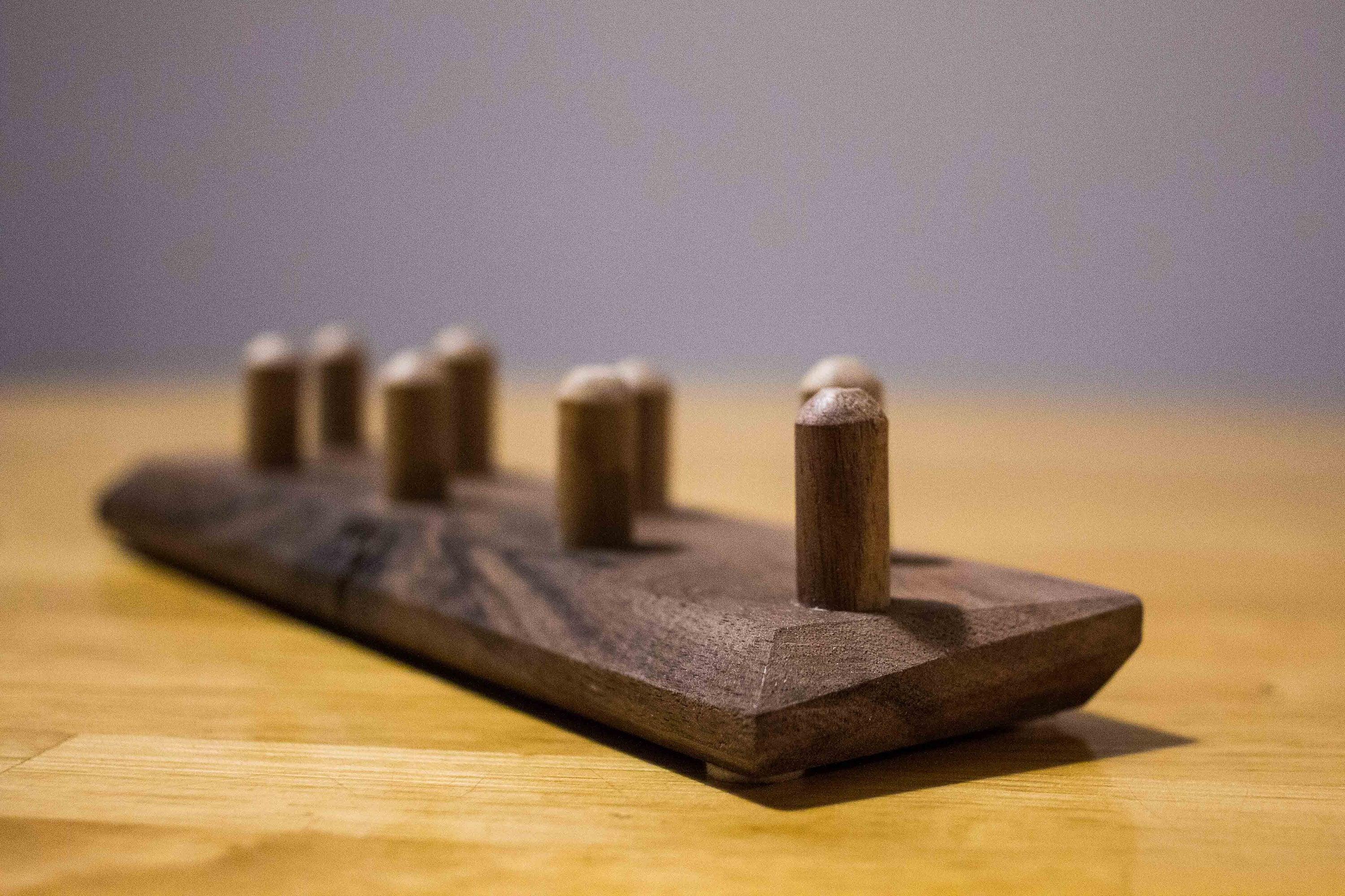 Mouthpiece Stand for Woodwinds - Wood & Winds