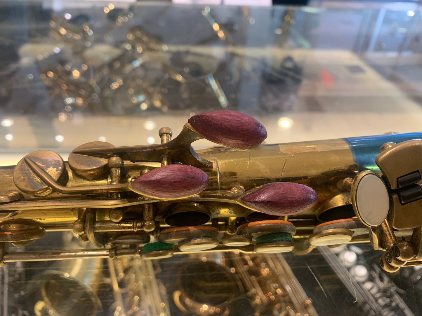 Saxophone Palm Key Risers – Wood & Winds